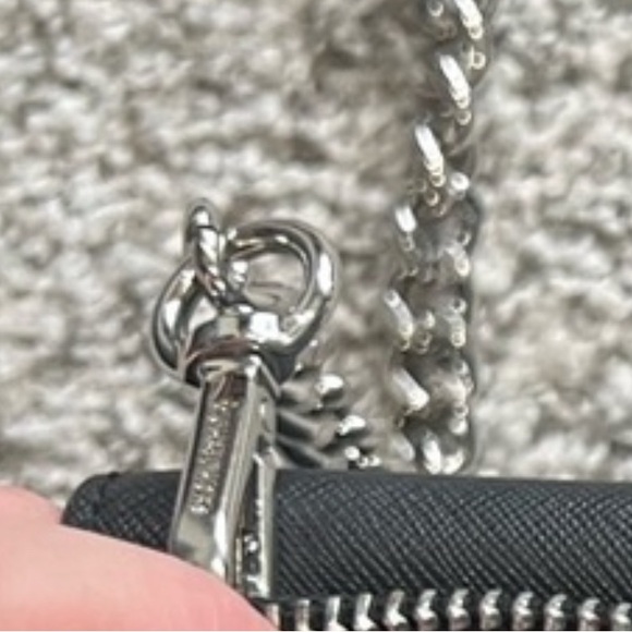 Michael Kors crossbody/shoulder bag!
🔥NWOT🔥$50 - Picture 6 of 11